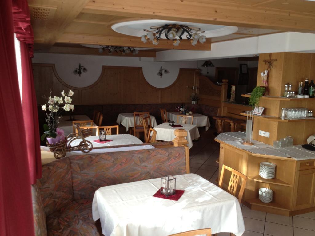 Pension Mirandola Colfosco Exterior photo